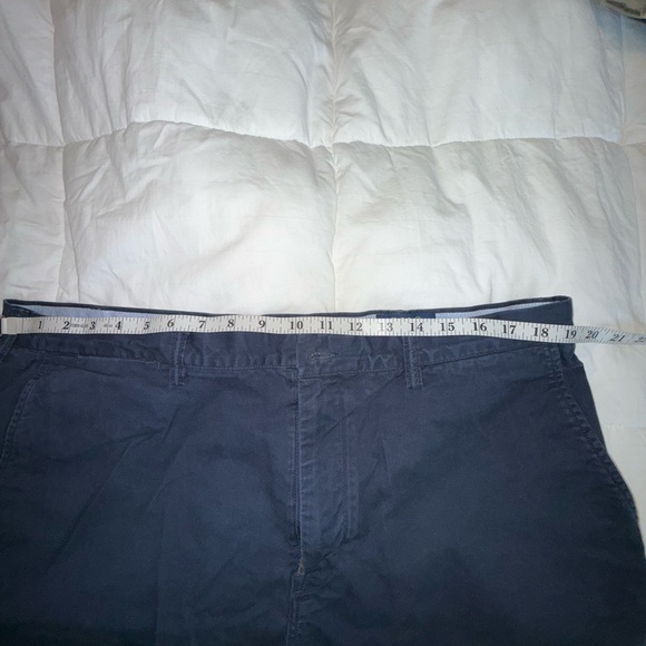 Polo Ralph Lauren Navy Blue Flat Front Shorts. Size 40. - Picture 4 of 5